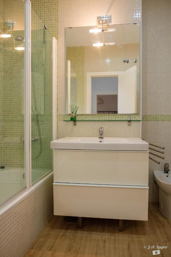 Pelicano Seville Apartments Eksteriør bilde
