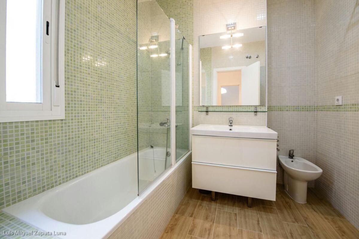 Pelicano Seville Apartments Eksteriør bilde